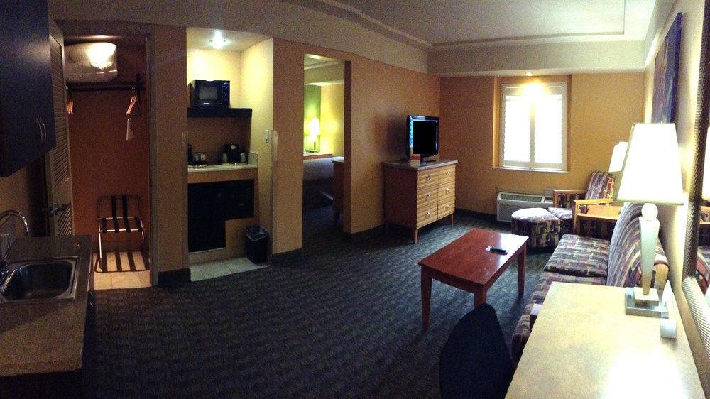 Holiday Inn North Phoenix Zewnętrze zdjęcie